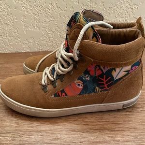 Inkkas Women’s 11 Men’s 9 Quetzal Camping Boot